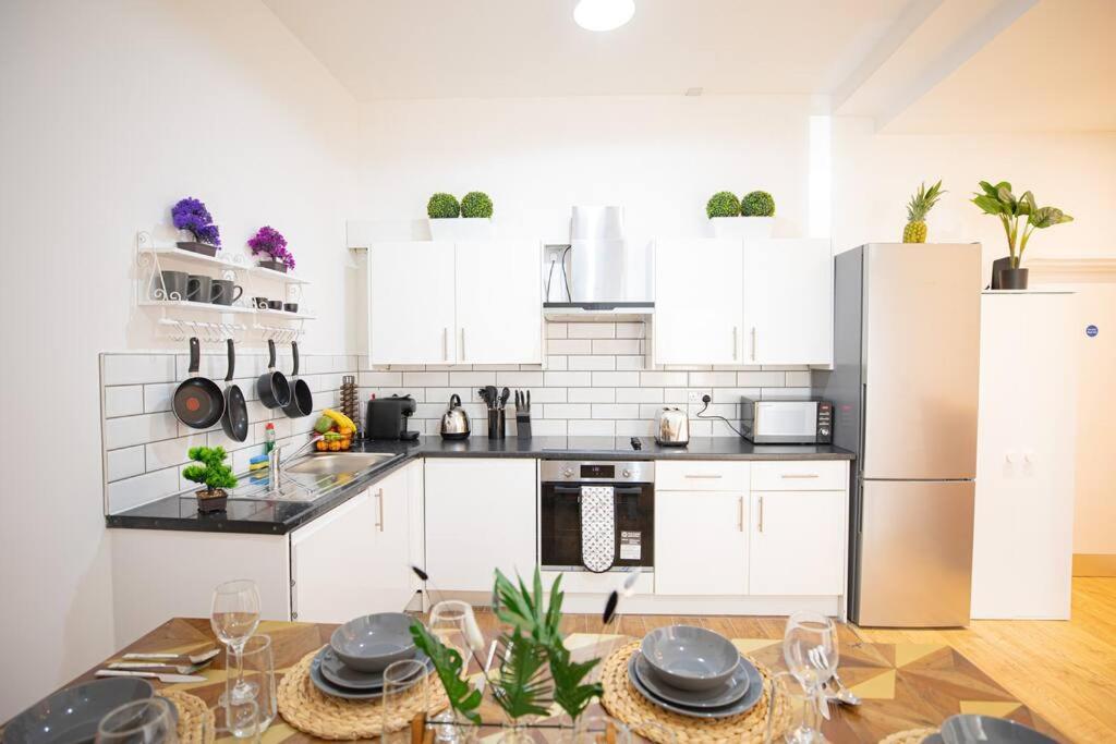 Perfect Location 4Bed 2 Bath Spacious Apartment Londyn Zewnętrze zdjęcie